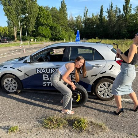 084ecc09-7d8a-47cb-be99-bd6ea0b6c9f4